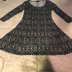 Forever21 Black & White Pattern Mini Dress
